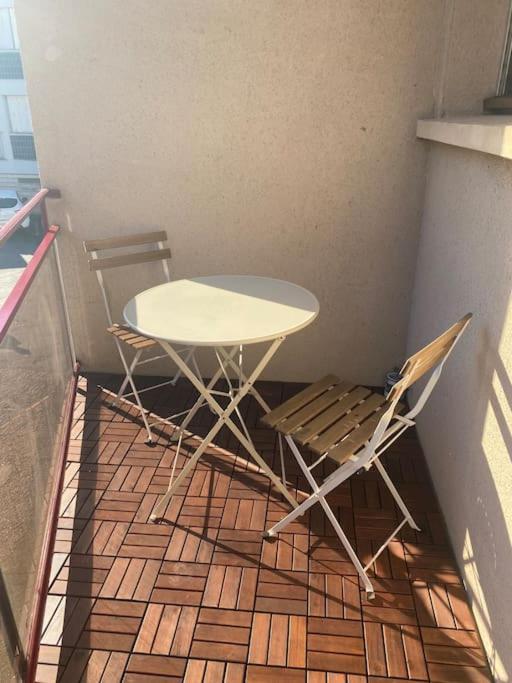דירות Périgueux Studio Moderne Et Cosy Avec Balcon Et Parking מראה חיצוני תמונה